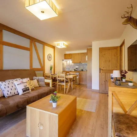 Centre-ville Avec Piscine Et Sauna A - Fr-1-296-417